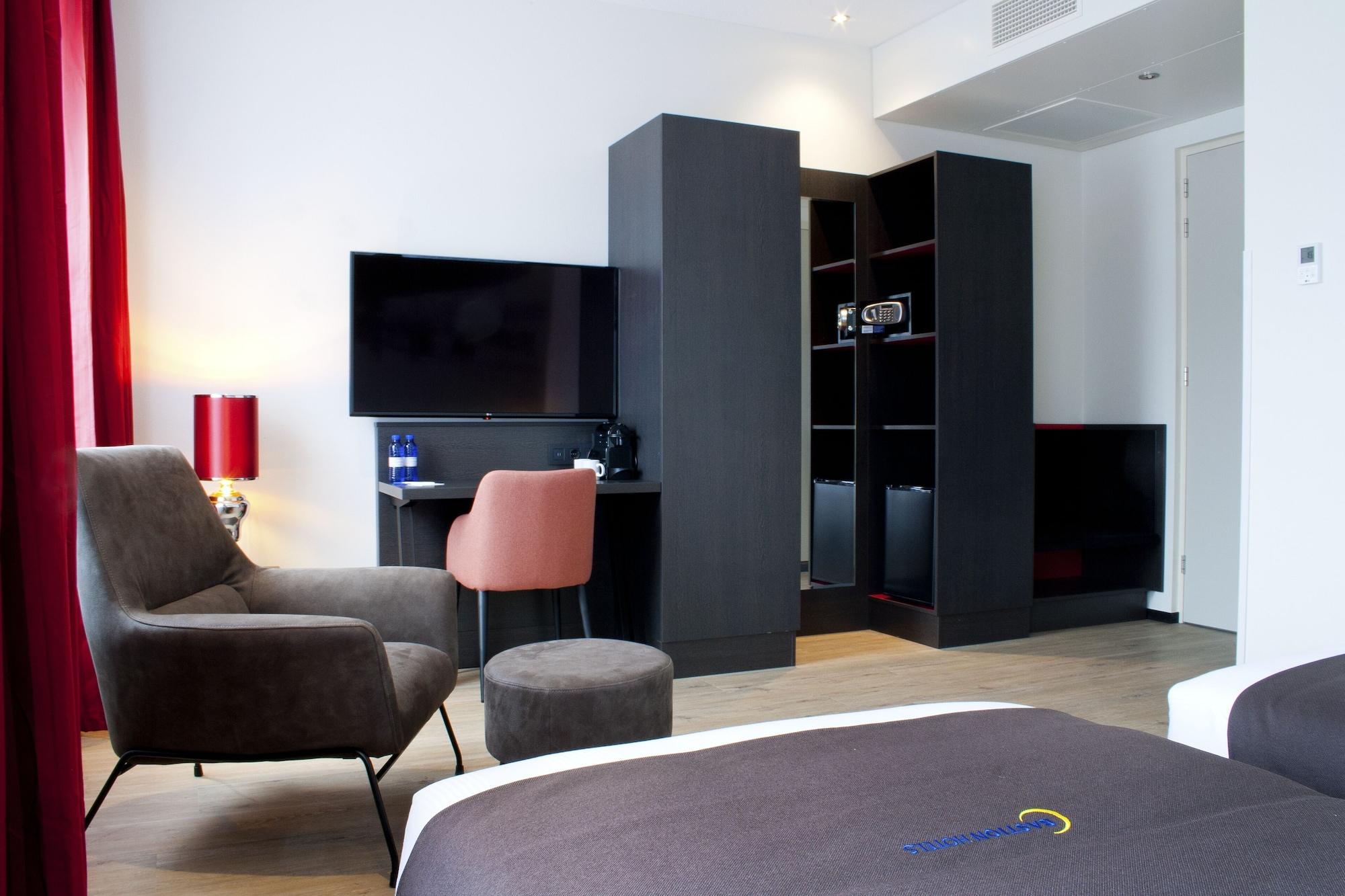 Hotel Bastion 4*